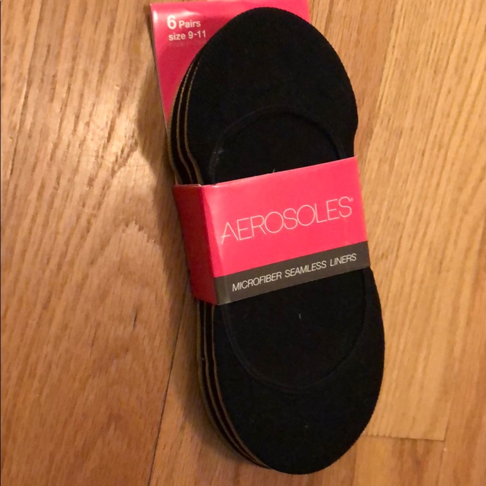 Aerosoles Microfiber Seamless Liners—6 pairs NWT!